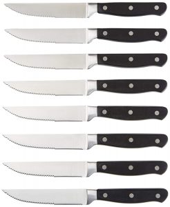 AmazonBasics premium 8-piece steak knife set